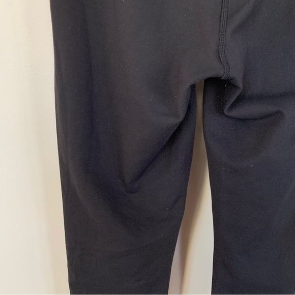Lululemon Wunder Under Leggings with Tech Mesh 28” Size 6 - Picture 8 of 8